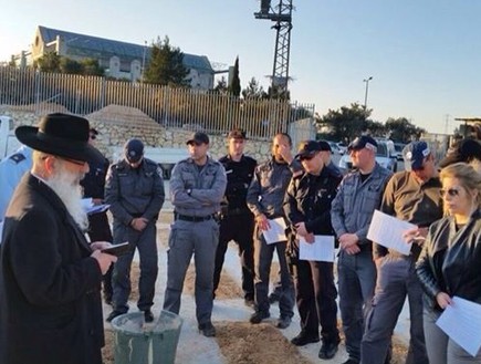 שוטרי תחנת נצרת מתנדבים (צילום: משטרת נצרת)