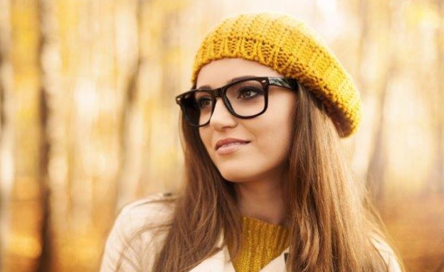 בחורה במשקפיים (צילום: אימג'בנק / Thinkstock)