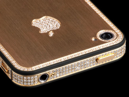 אייפון משובץ יהלומים שמחירו מיליון דולר (צילום: Alchemist London)