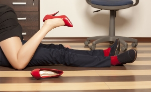 סקס במשרד (צילום: Shutterstock)