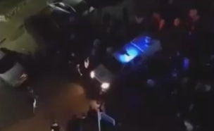 תקיפת לוכדי העריקים והשוטרים באשדוד (צילום: מתוך הסרטון, שניר אלמליח)