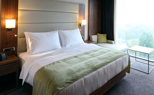 חדר במלון - אילוסטרציה (צילום: ShutterStock)