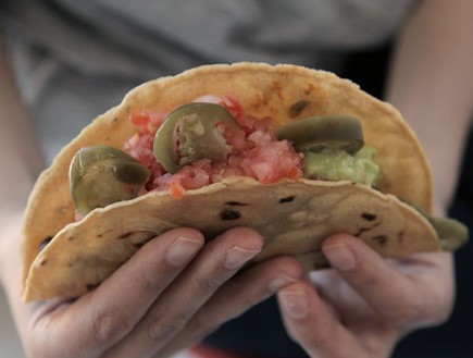בוניטו אוכל מקסיקני טאקוס (צילום: ג'רמי יפה, mako אוכל)