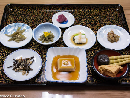 ארוחת ערב של נזירים (צילום: ריימונדו קוסמנו, mako אוכל)