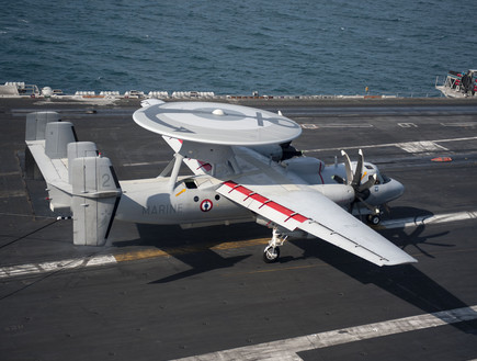נושאת המטוסים שארל דה גול (צילום: חיל הים של ארצות הברית)