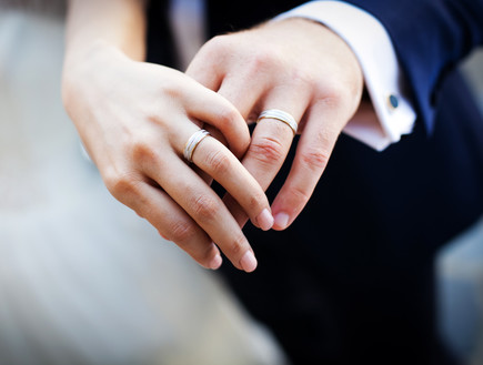 זוג שהתחתן (צילום: melis, Shutterstock)