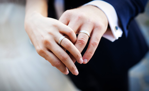 זוג שהתחתן (צילום: melis, Shutterstock)