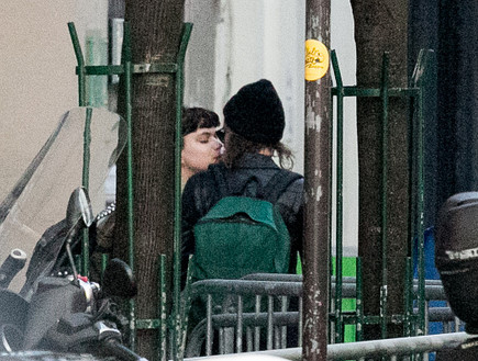 קריסטן סטיוארט מתנשקת (צילום: Gettyimages IL)