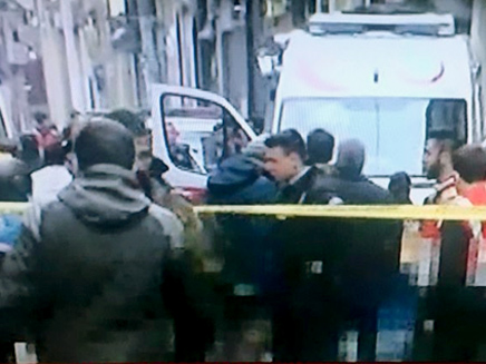 זירת הפיגוע באיסטנבול, הבוקר (צילום: CNN)