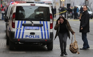 תיעוד: זירת הפיגוע באיסטנבול (צילום: רויטרס)