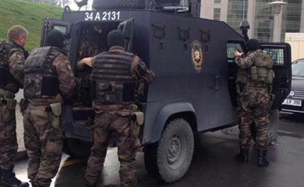 כוחות מיוחדים בטורקיה מתכוננים לשחרור החטוף (צילום: חדשות 2)