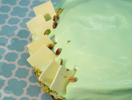 עוגת גבינה ופיסטוק (צילום: דניאל בראון, בייק אוף ישראל)