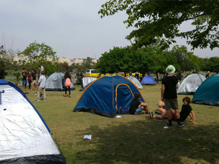 אוהלי המחאה ב