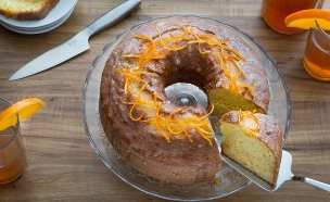 עוגת תפוזים עם קליפות תפוזים מסוכרות (צילום: דרור עינב, אוכל טוב)