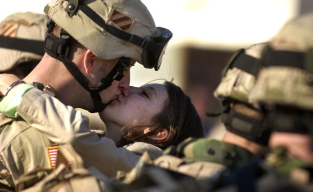 זוגיות וצבא (צילום: Stephen Morton, GettyImages IL)