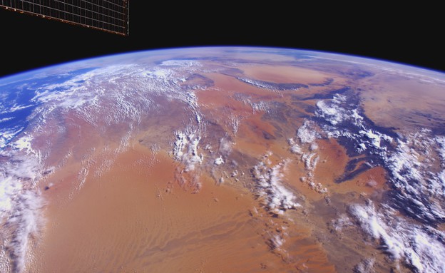 מבט אל כדור הארץ מתחנת החלל ב-4K (צילום: נאס"א)