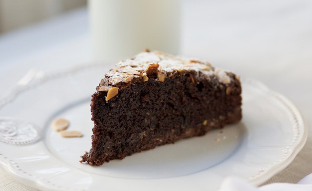 עוגת שוקולד ושקדים לפסח (צילום: קרן אגם, אוכל טוב)