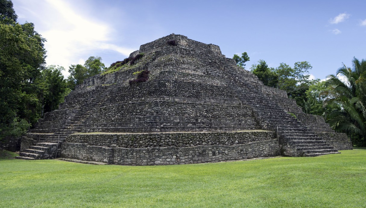 פירמידת צ'קצ'ובן, מקסיקו