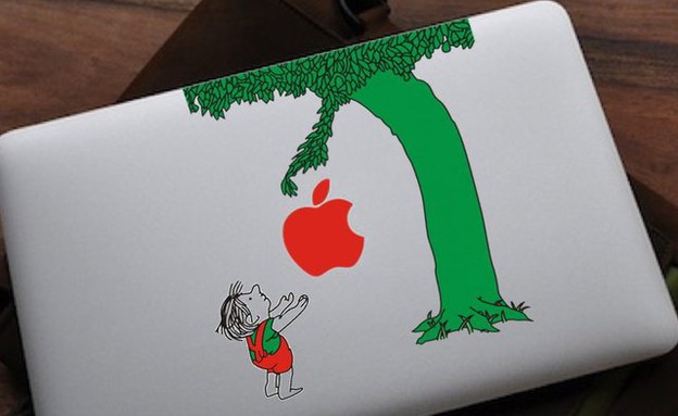 קייס למק בוק העץ הנדיב (צילום: macbookdecal.com)