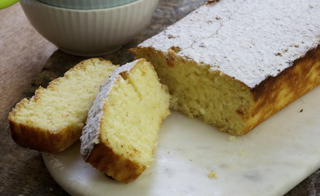 עוגת ריקוטה ולימון לפסח - פרוסה (צילום: קרן אגם, mako אוכל)