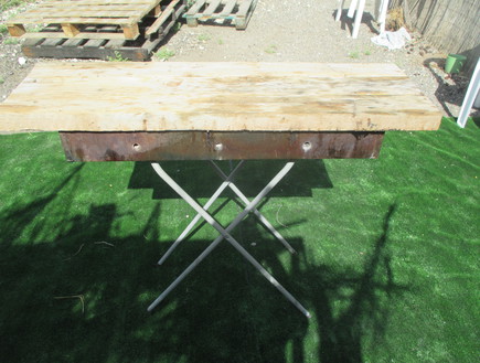 שידת מנגל, להניח משטח על המנגל