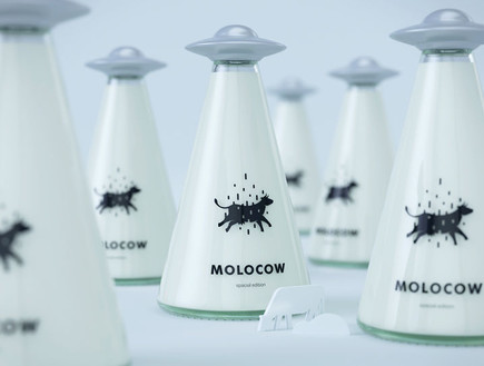 אריזות, בקבוקי חלב, צילום (צילום: Imedia Creative Bureau)