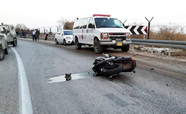 רוכב אופנוע נהרג בתאונה. ארכיון (צילום: דוברות מד