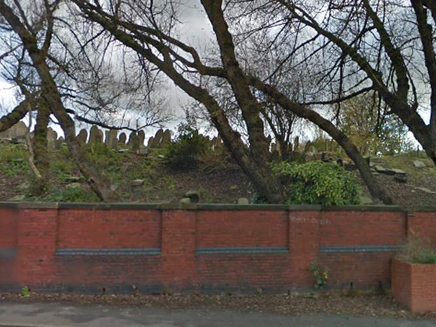 פשע שנאה בבית הקברות היהודי במנצ'סטר (צילום: גוגל סטריט)