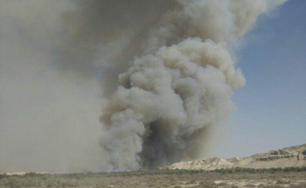שריפה ליד גשר אלנבי; אין נפגעים (צילום: דוברות כברות מחוז יו"ש)