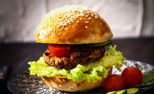 המבורגר צמחוני (צילום: Gaus Nataliya, Shutterstock)