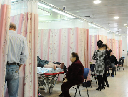 חולים בבית חולים וולפסון בתל אביב  (צילום:  יוסי זליגר לפלאש 90)