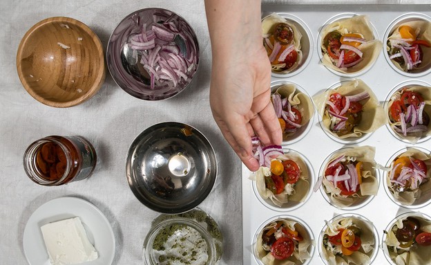 מאפים אישיים של גבינה וירקות