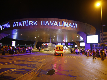 נמל התעופה אטטורק באיסטנבול (צילום: חדשות 2)