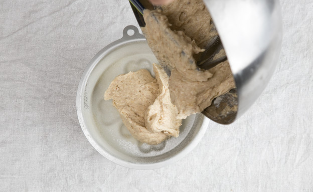 עוגת שזיפים עם קראמבל