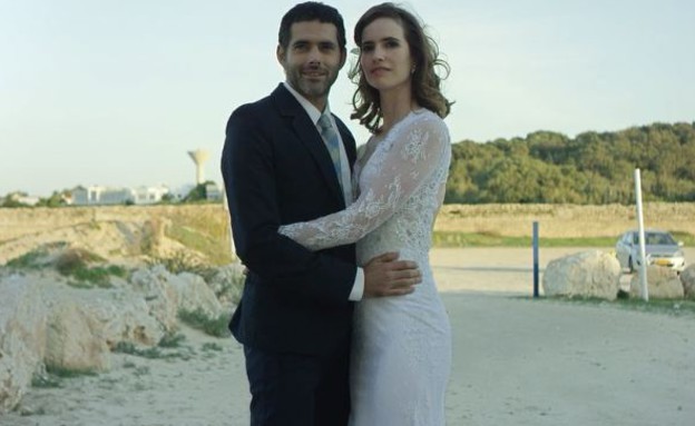 נעמה פרייס ודן שפירא כחתן וכלה (צילום: שי גולדמן)