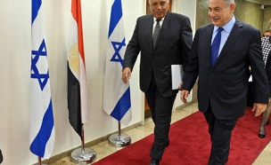 נתניהו בפגישתו עם שר החוץ המצרי, אמש (צילום: צילום: חיים צח / לע"מ)