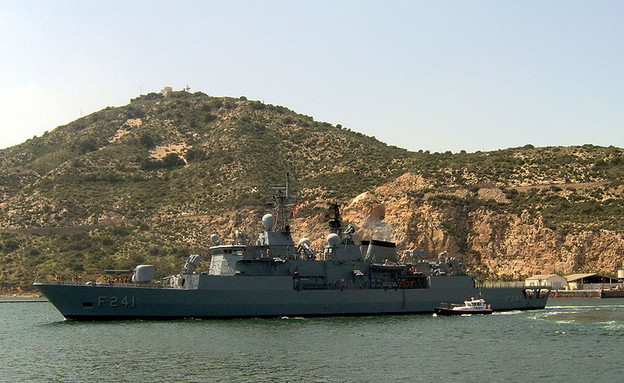 טורקיה מאבדת ספינות ומטוסים (צילום: Wikipedia)