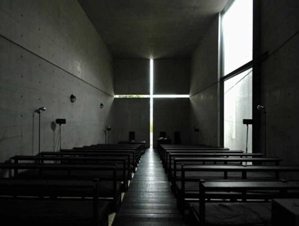 כנסיית האורות ביפן (צילום: יוטיוב)