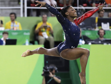 סימון ביילס