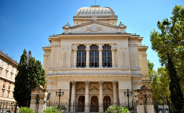 בתי כנסת יפים, בית הכנסת הגדול של רומא (צילום: Shutterstock)