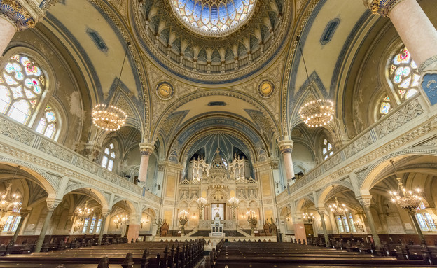בתי כנסת יפים, בית הכנסת בסגד, הונגריה  (צילום: Shutterstock)