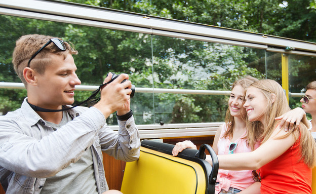 אוטובוס תיירים