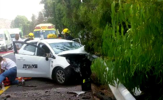 זירת התאונה סמוך לעתלית (צילום: מוחמד מוחסין)