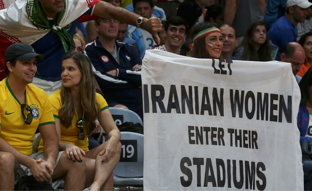 דריה ספאי "תנו לנשים באירן להכנס לאיצטדיון" (צילום: רויטרס)