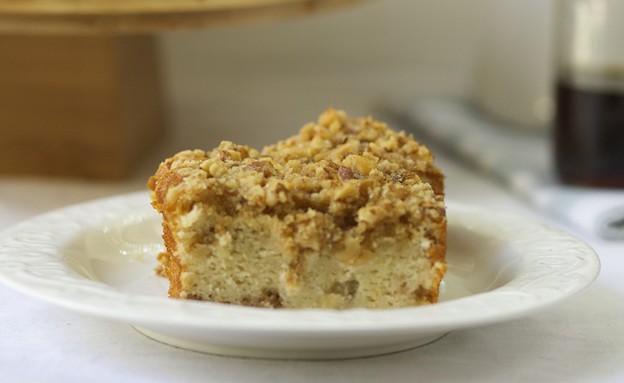 עוגת מייפל יוגורט אגוזים