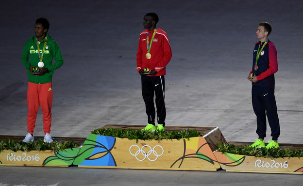 טקס הענקת המדליות לרצי המרתון