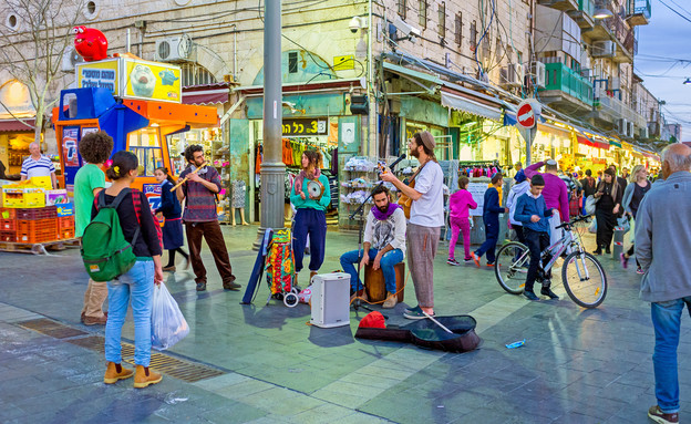 רחוב בירושלים (צילום: eFesenko, Shutterstock)