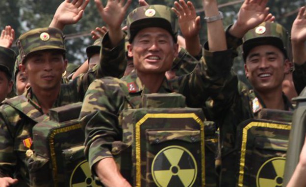 התיקים הגרעיניים (צילום: NK News)