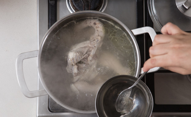 מרק עוף אסייתי - קיפוי