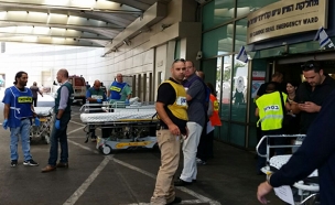 באיכילוב נערכים לקליטת פצועים (צילום: עזרי עמרם, חדשות 2)